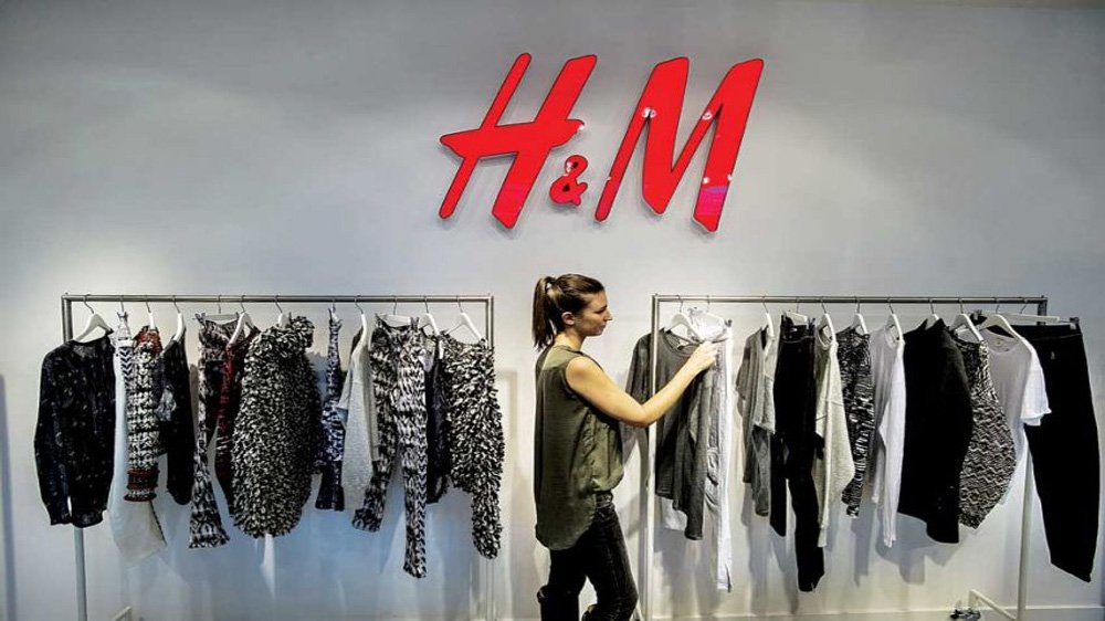 CLOTHING STORE