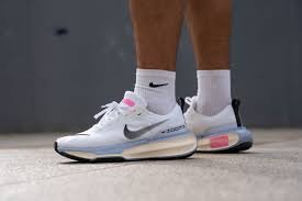 Nike Invincible Run 3